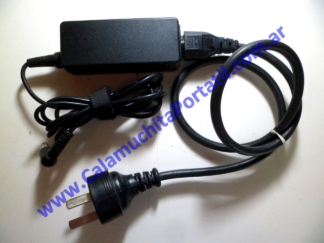 Cargador Commodore KE-8000-MB