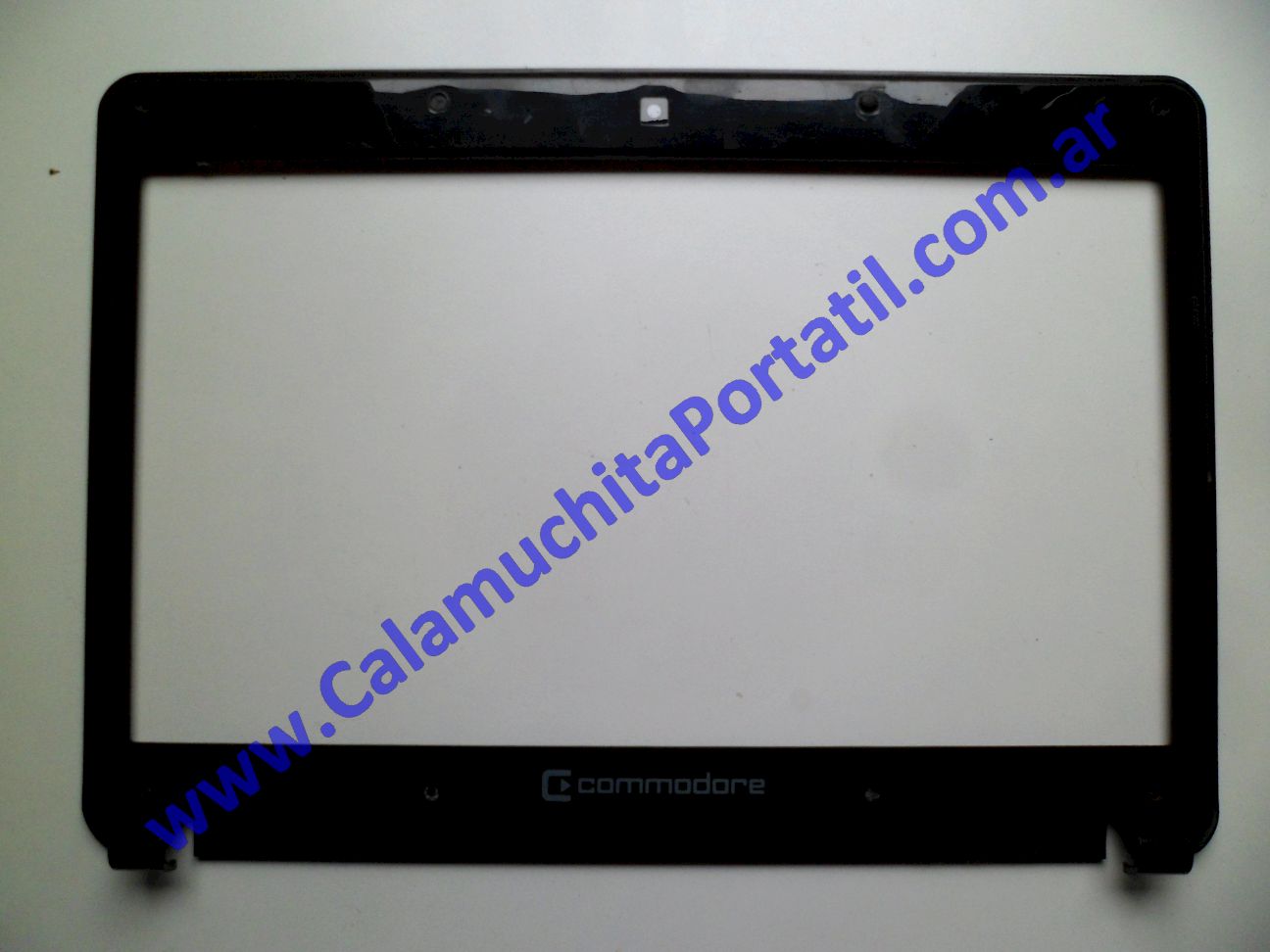 Carcasa Marco Commodore KE-A24A B940 ⋆ Calamuchita Portátil Carcasa Marco Commodore KE-A24A B940