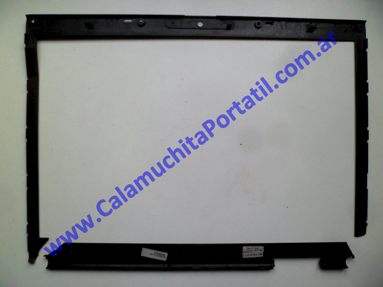 Carcasa Marco Commodore KE-8318-MB ⋆ Calamuchita Portátil Carcasa Marco Commodore KE-8318-MB