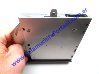 Grabadora DVD Commodore KE-8318-MB ⋆ Calamuchita Portátil Grabadora DVD Commodore KE-8318-MB