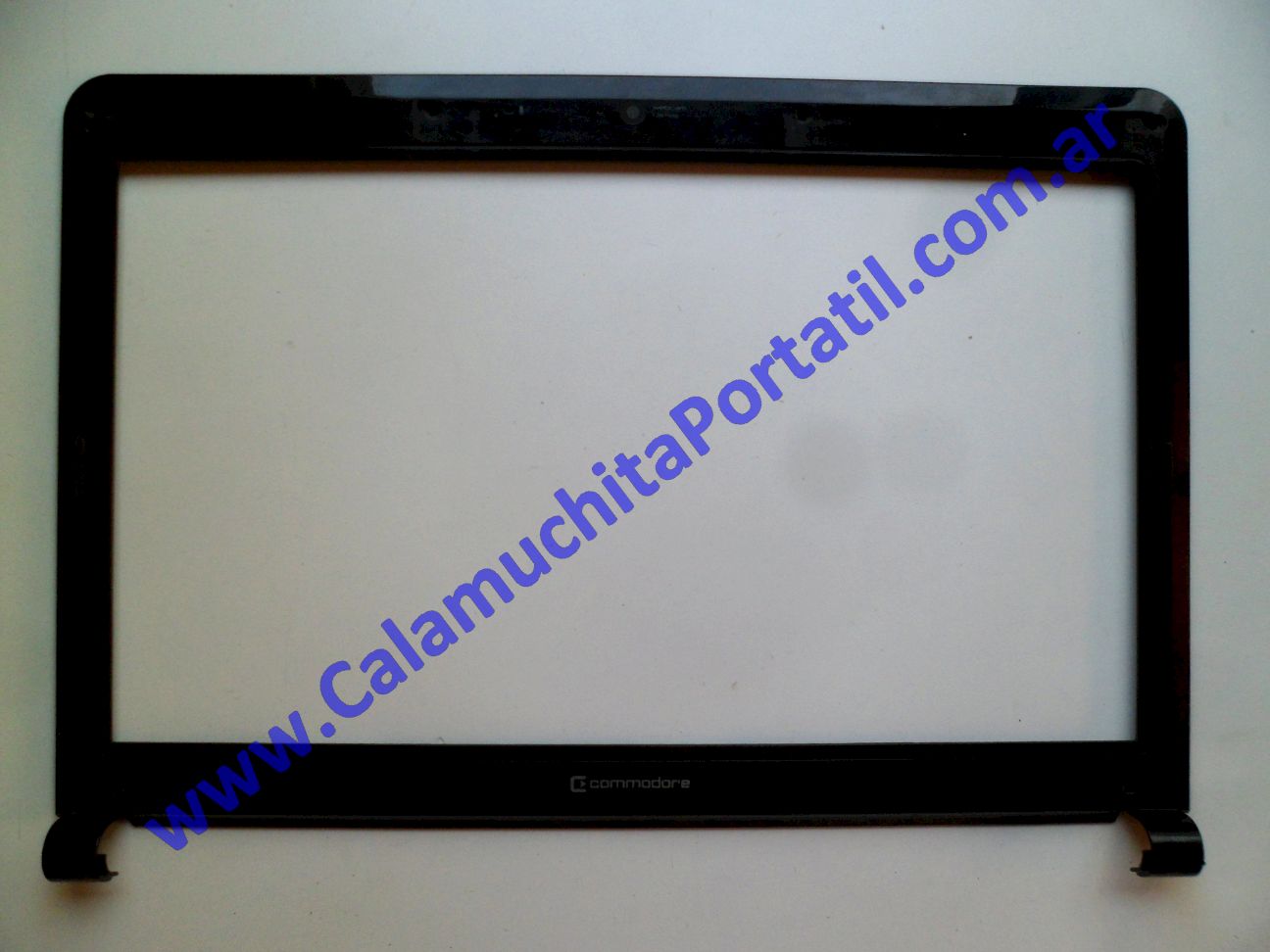Carcasa Marco Commodore KE-8327-MB ⋆ Calamuchita Portátil Carcasa Marco Commodore KE-8327-MB