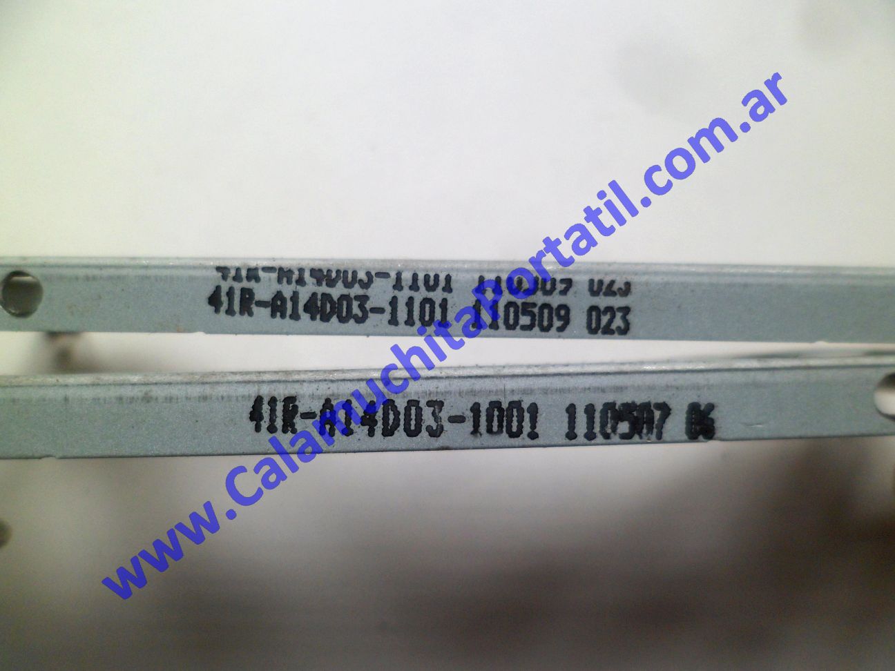 Bisagras Positivo BGH Insignia H41460 ⋆ Calamuchita Portátil Bisagras Positivo BGH Insignia H41460