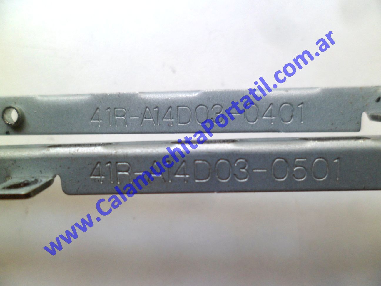 Bisagras KenBrown KB14 - A14HV0C ⋆ Calamuchita Portátil Bisagras KenBrown KB14 - A14HV0C