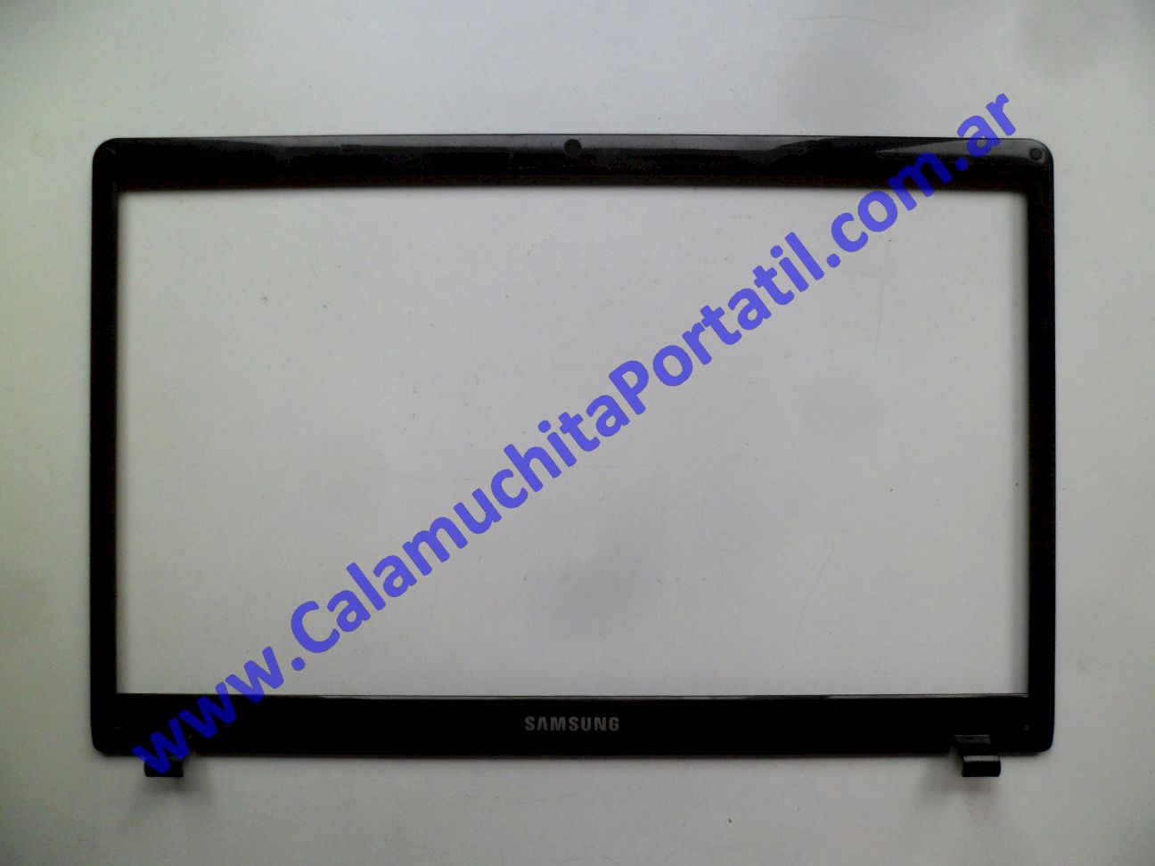 Carcasa Marco Samsung NP300E5A-AD4AR ⋆ Calamuchita Portátil Carcasa Marco Samsung NP300E5A-AD4AR